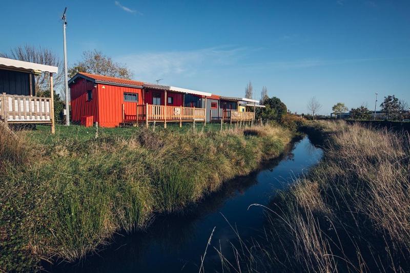 Camping Du Lac De Saujon Exterior photo